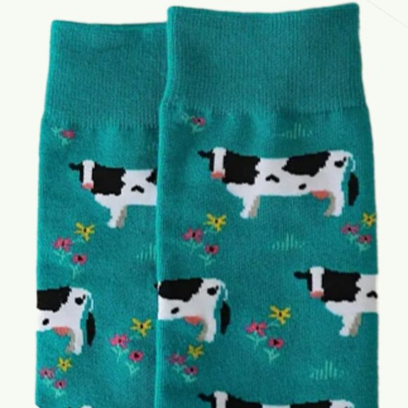 2 Pairs of Cow Socks - Picture 4 of 7